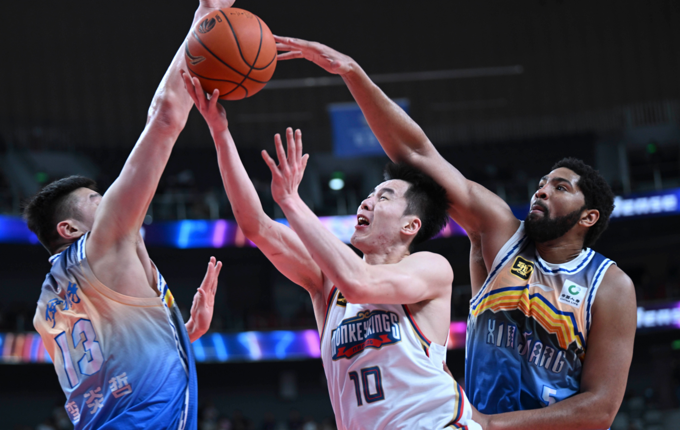 摩纳哥迎欧篮联关键赛；今晚门线救险；信心回归；年轻球员得到机会的简单介绍爱游戏体育